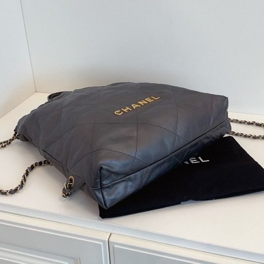 近新品 香奈兒/Chanel 22bag槍灰色金字鏈條後背包 芯片款-7