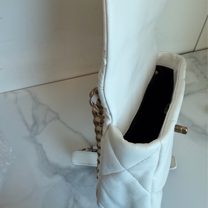 CHANEL 白色19bag 晶片款/購證/手袋🤍金銀鏈條-23