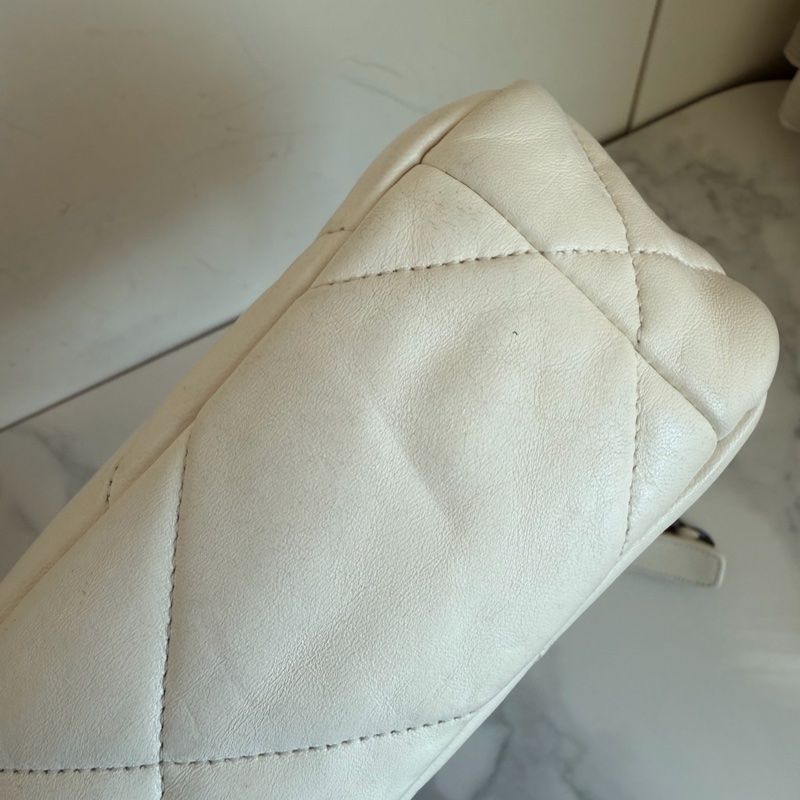 CHANEL 白色19bag 晶片款/購證/手袋🤍金銀鏈條-27