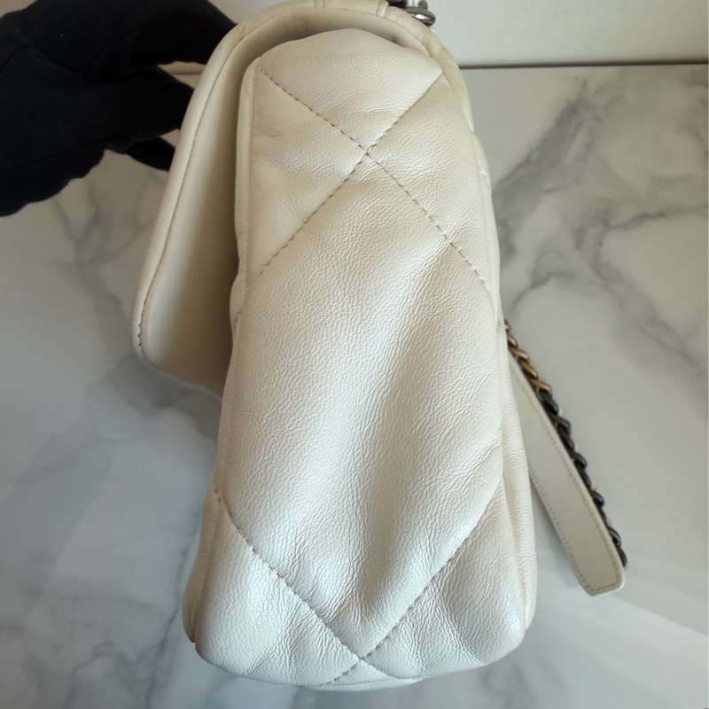 CHANEL 白色19bag 晶片款/購證/手袋🤍金銀鏈條-29