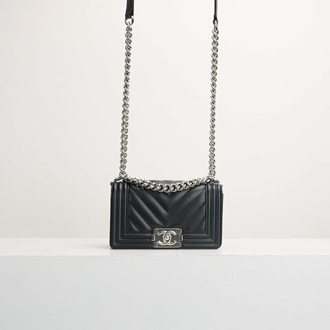 二手Chanel Boy20 山形紋黑銀牛