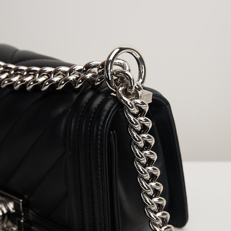 二手Chanel Boy20 山形紋黑銀牛-12