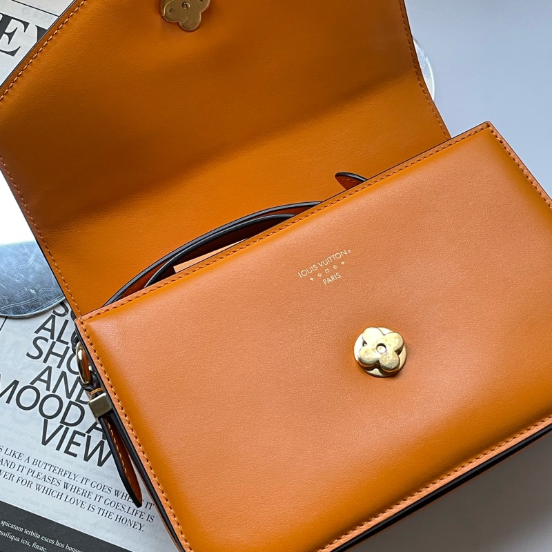 ▪️富貴選物FUGUEI▪️LV  M55946 高工價已停產PONT 9 暖陽橘金釦-3