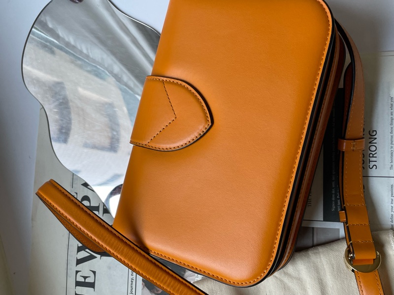 ▪️富貴選物FUGUEI▪️LV  M55946 高工價已停產PONT 9 暖陽橘金釦-16