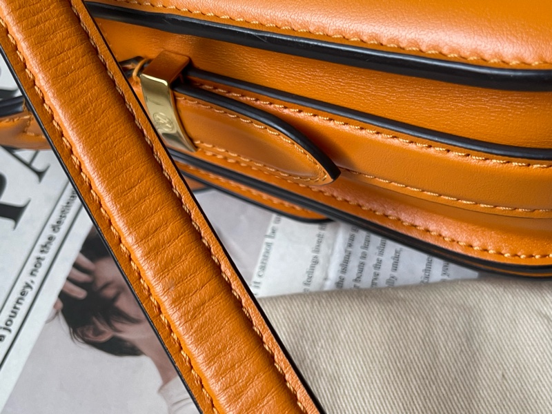 ▪️富貴選物FUGUEI▪️LV  M55946 高工價已停產PONT 9 暖陽橘金釦-21