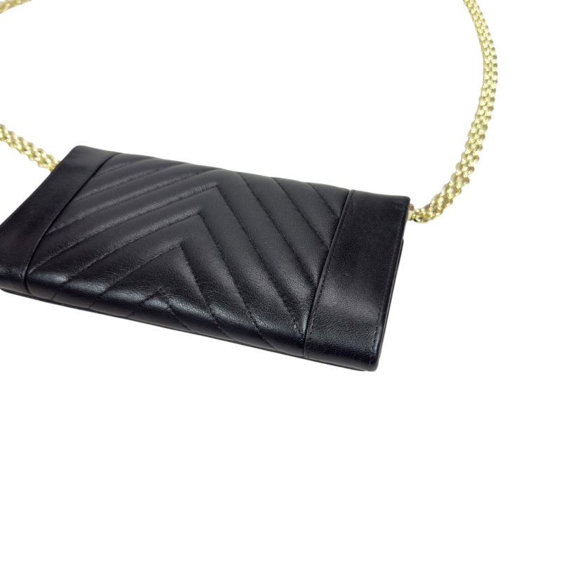 CHANEL *自加鏈＞送無品牌扣＋無品牌鏈帶* CC 長銀包 WOC-12