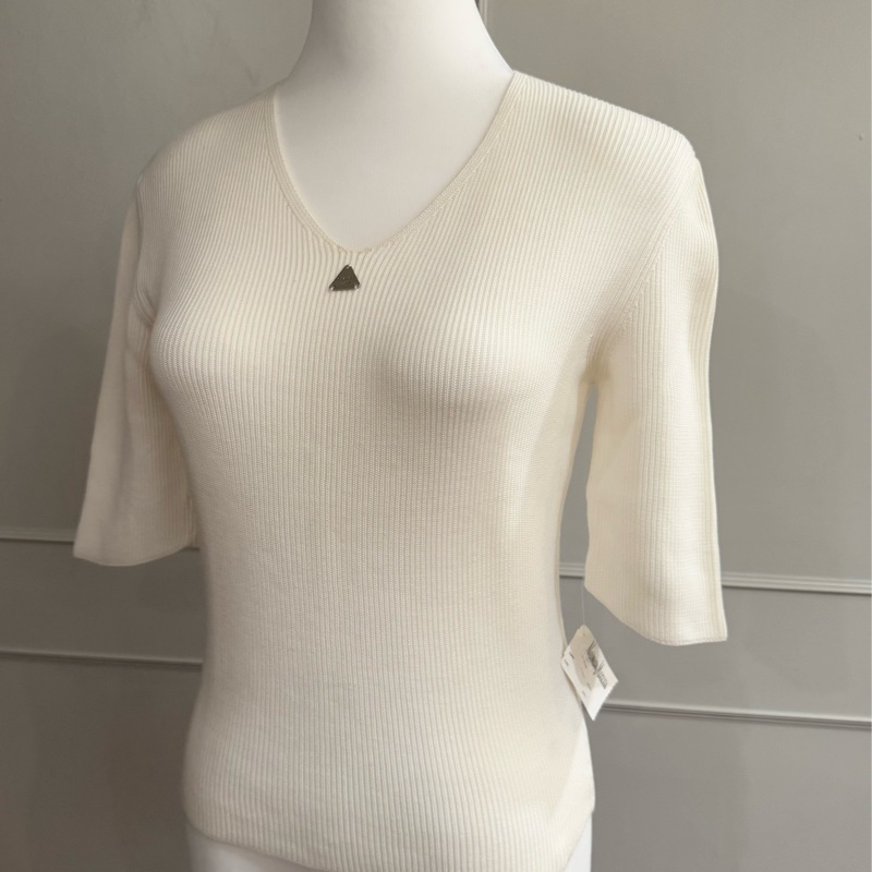 《新歡舊愛》閒置新品正品CHANEL香奈兒白色五分繡針織上衣-2