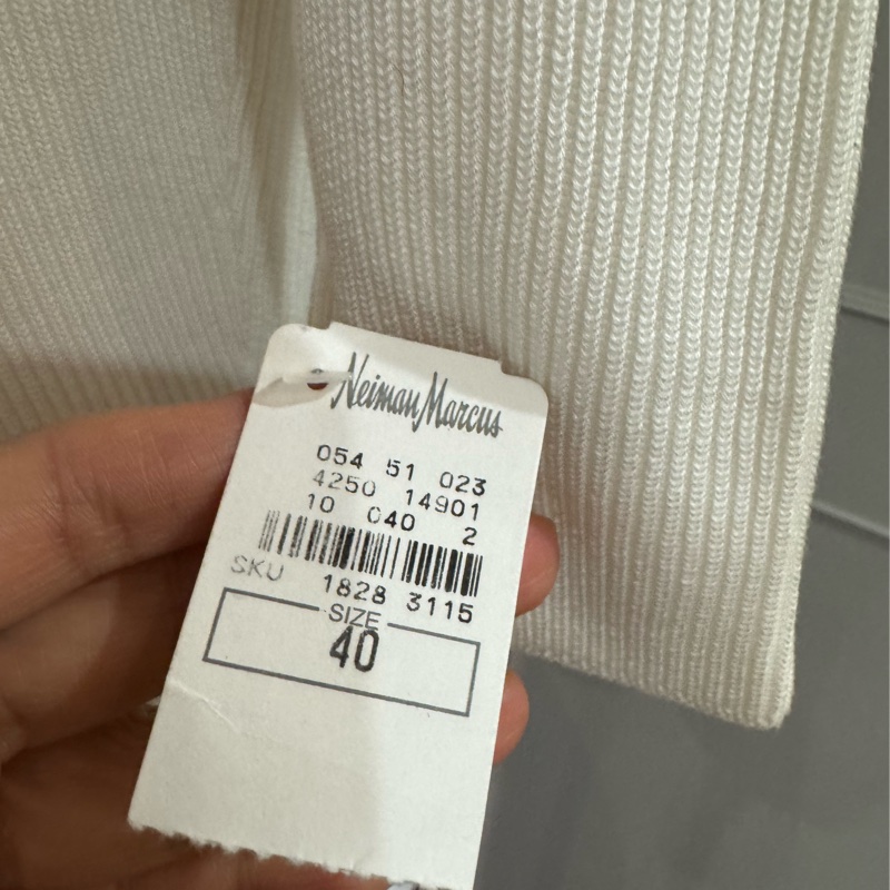 《新歡舊愛》閒置新品正品CHANEL香奈兒白色五分繡針織上衣-3