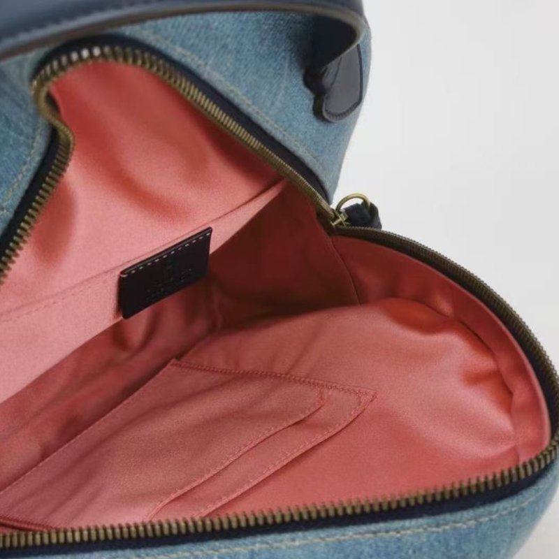 Gucci牛仔珍珠後背包 99新配件塵袋 23.5*25*11-5