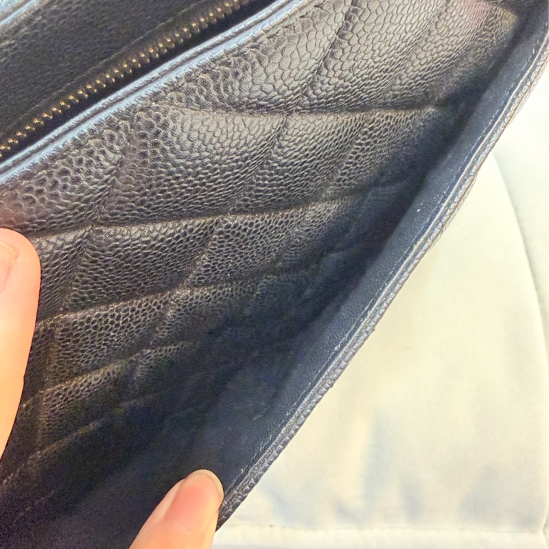 Chanel 希爾頓荔枝牛皮金幣包-17