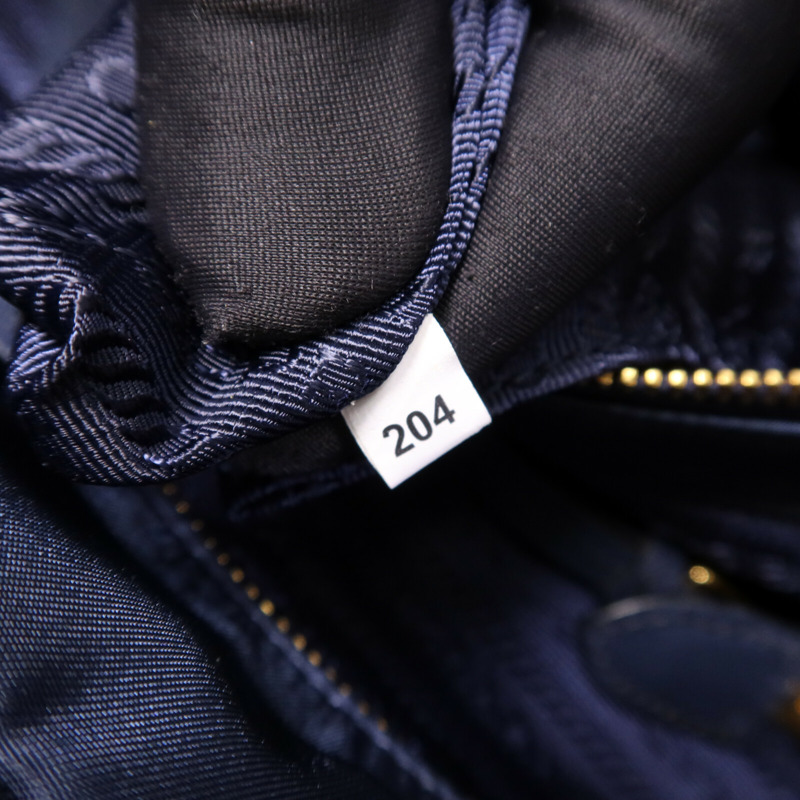 PRADA 尼龍Tote Bag金扣手挽袋-7