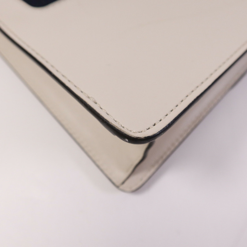 GUCCI 牛皮皮革Sylvie金扣肩背袋-11