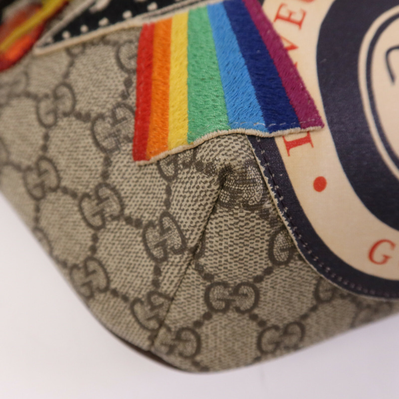 GUCCI 塗層帆布GG Supreme Courrier金扣腰包-12