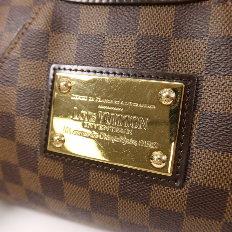 LOUIS VUITTON Damier Thames PM金扣肩背袋-6
