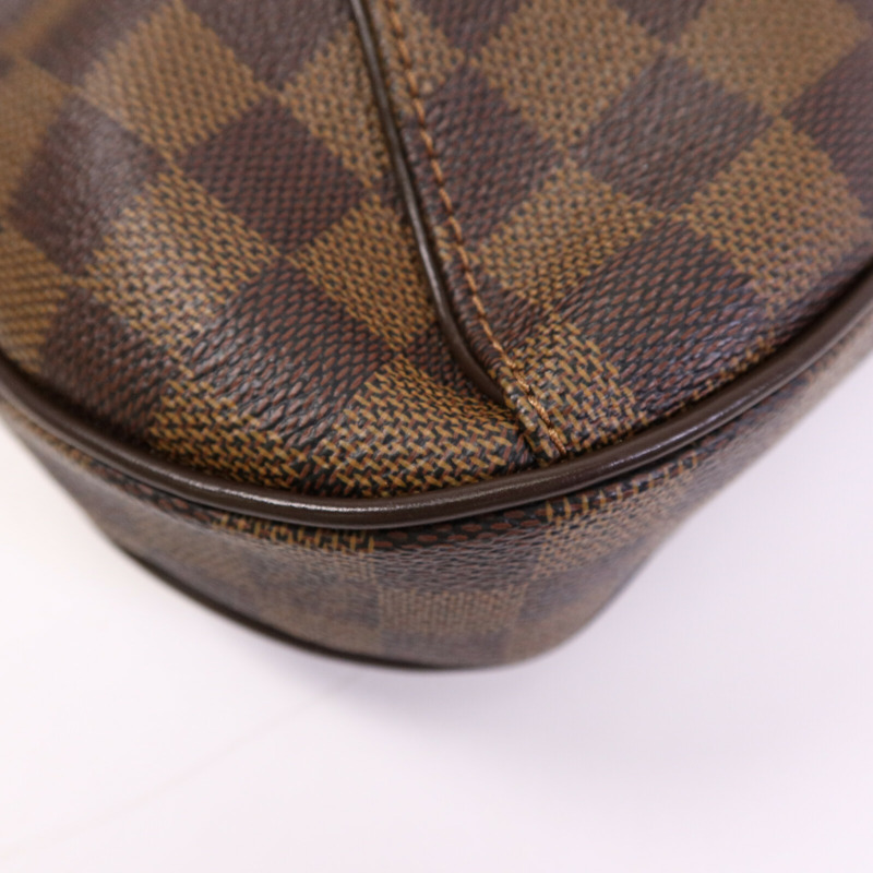 LOUIS VUITTON Damier Thames PM金扣肩背袋-10