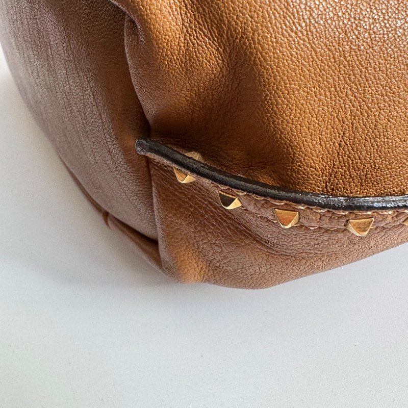 🎉美國大牌  Marc Jacobs 駝色金色鎖頭手提包-15