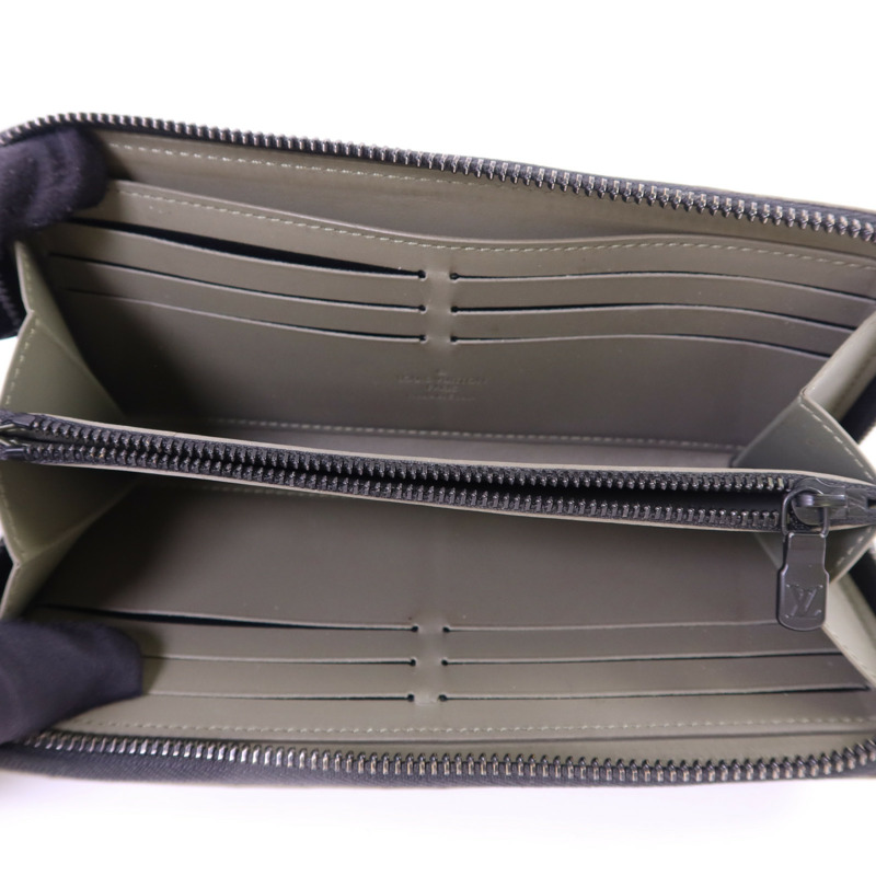 LOUIS VUITTON Monogram Shadow Zipper Wallet Horzontal長錢包-4