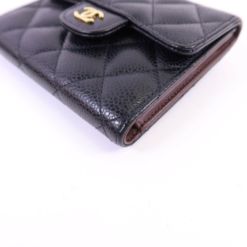 CHANEL 牛皮皮革Wallet金扣錢包-11