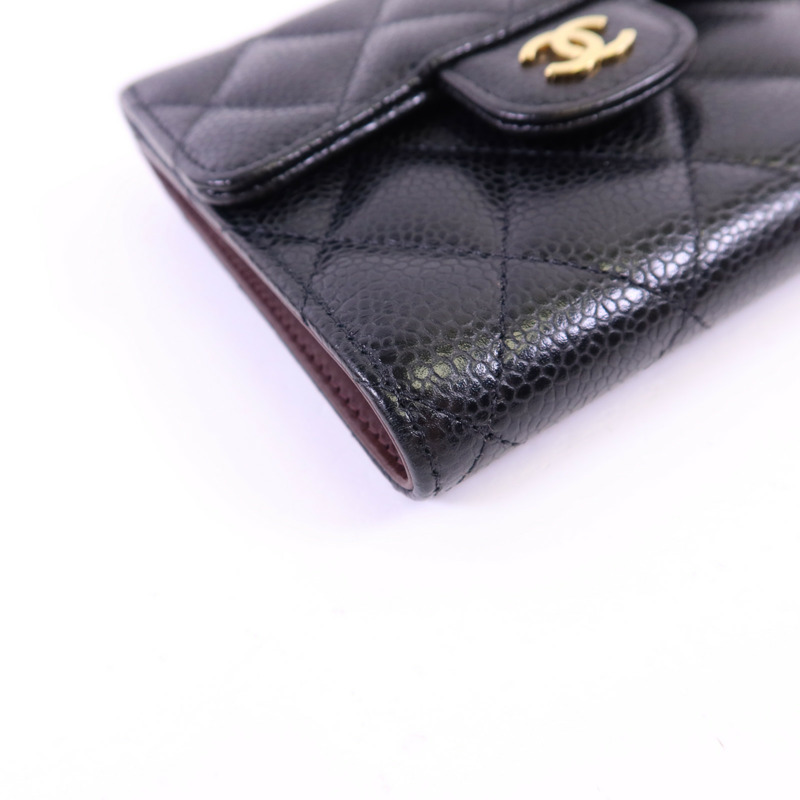 CHANEL 牛皮皮革Wallet金扣錢包-12