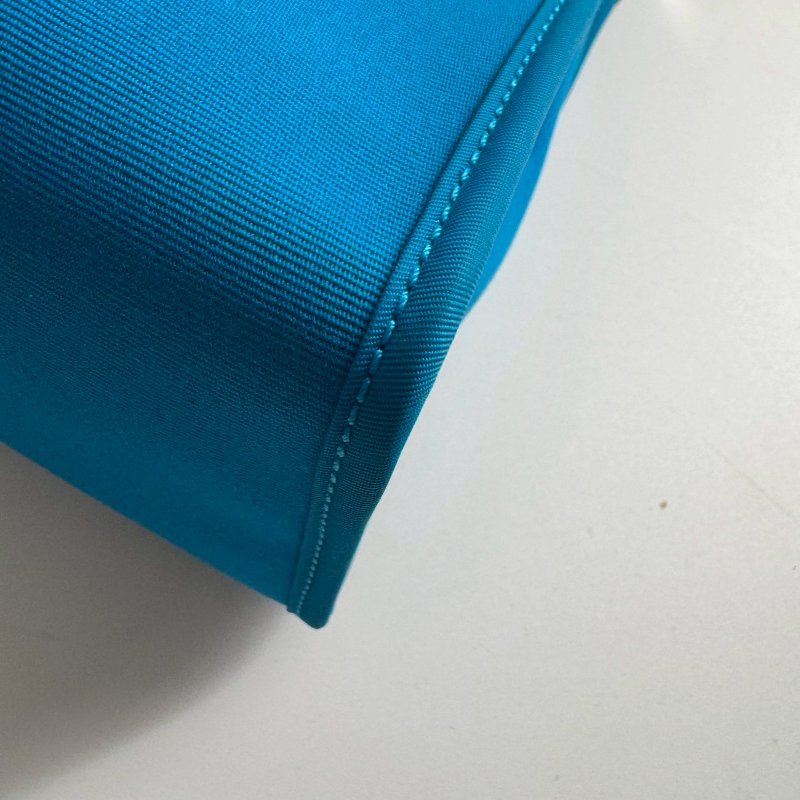 ✨A刻 近九成新 Hermes 藍色拼黑色皮革Herbag-6