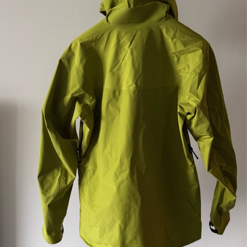 Arctaryx始祖鳥防水防風外套-1