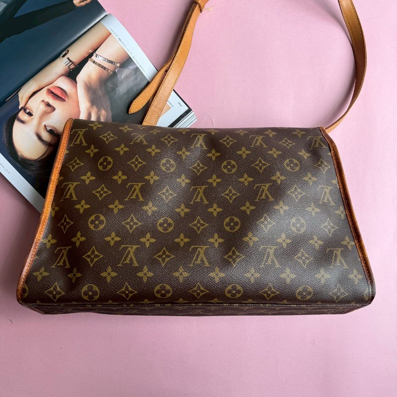 🎉復古款 LV 經典花紋復古信封包 斜背包-1