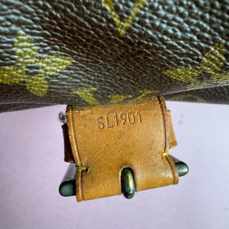 🎉復古款 LV 經典花紋復古信封包 斜背包-7