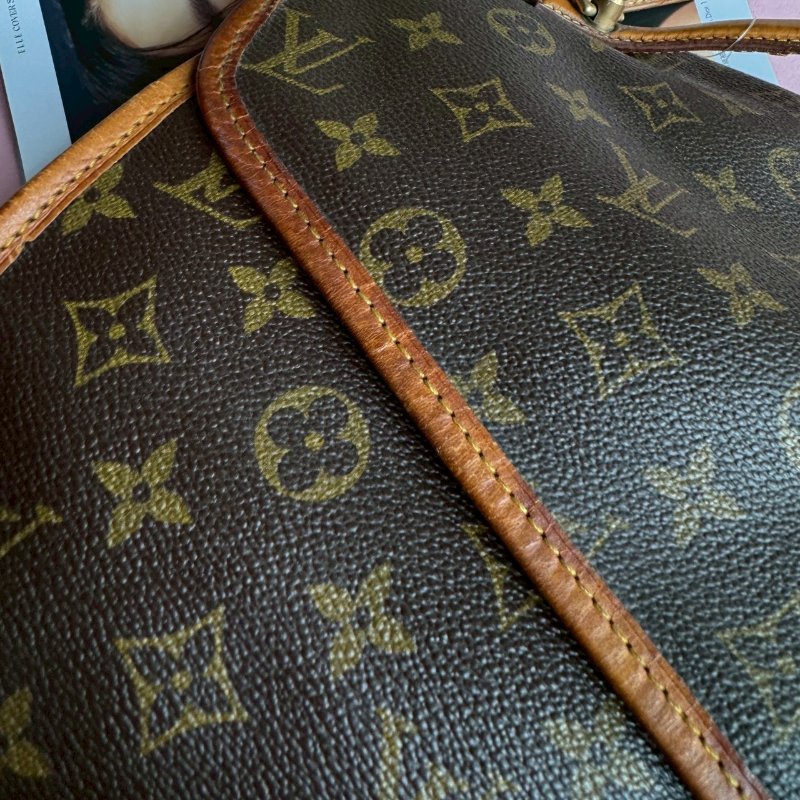 🎉復古款 LV 經典花紋復古信封包 斜背包-21