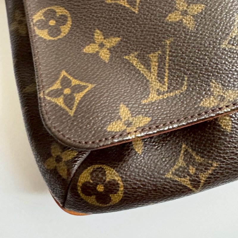 🌟經典款 LV 經典花紋翻蓋吸釦橫版王菲包-2