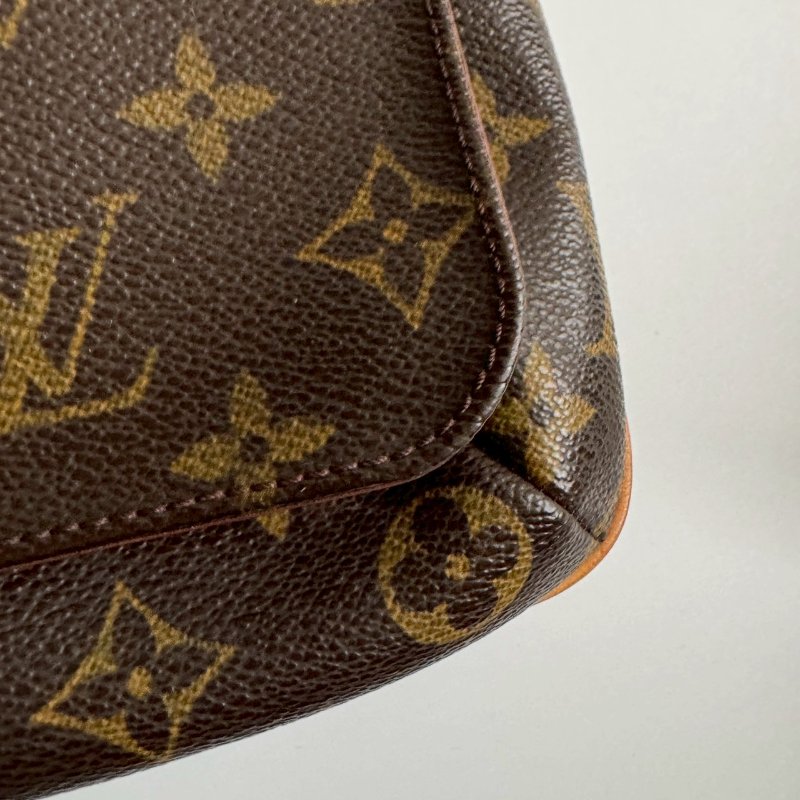 🌟經典款 LV 經典花紋翻蓋吸釦橫版王菲包-27