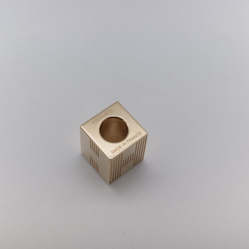 Hermès 愛馬仕 Cube Totem Twilly 絲巾環-2