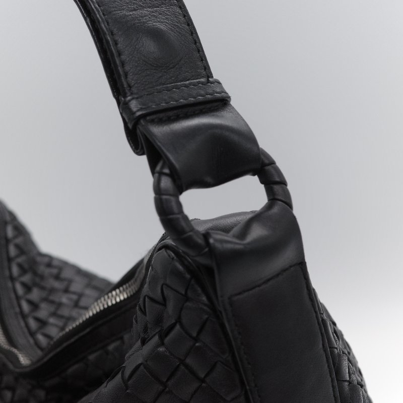 超級新【CP 精選🌟小編推薦】Bottega Veneta 寶緹嘉 Hobo 黑色 編織羊皮 肩背包-5