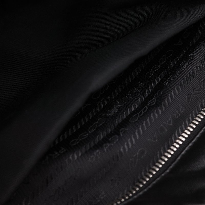 【CP 精選🌟小編推薦】Prada 普拉達 1BG225 灰色 黑色 尼龍 單肩包 托特包-14