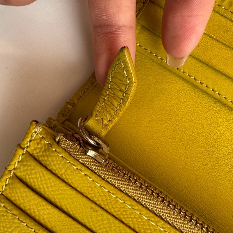 ✨特殊色 BURBERRY 芥末綠牛皮釦式長夾-11