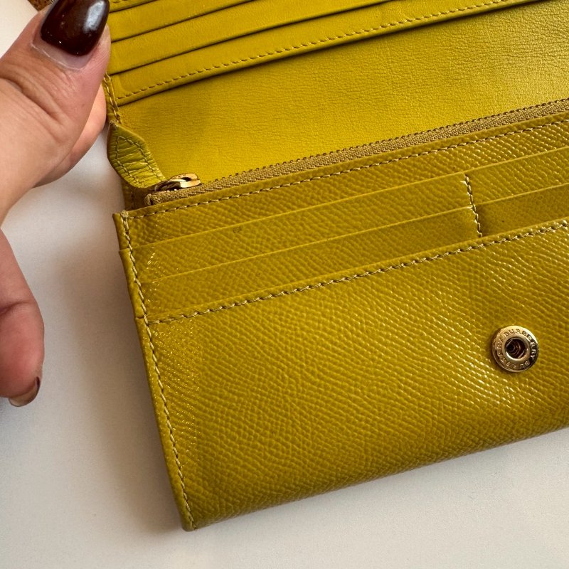 ✨特殊色 BURBERRY 芥末綠牛皮釦式長夾-14