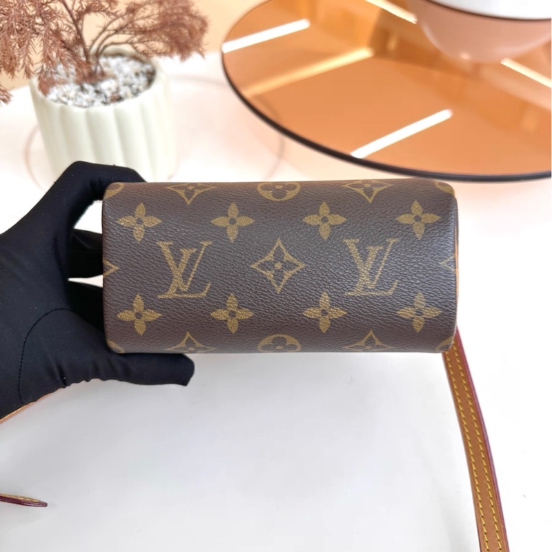 【97新 ✨ 全網最低價！】LV Speedy Nano什麼季節場合都能搭 減齡的LV-8