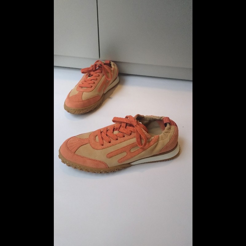 Hermes 橘邊駝麂皮jet 休閒鞋-1