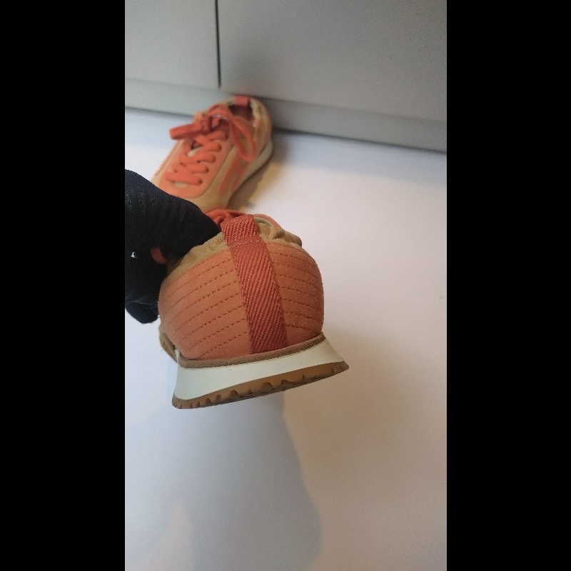 Hermes 橘邊駝麂皮jet 休閒鞋-10