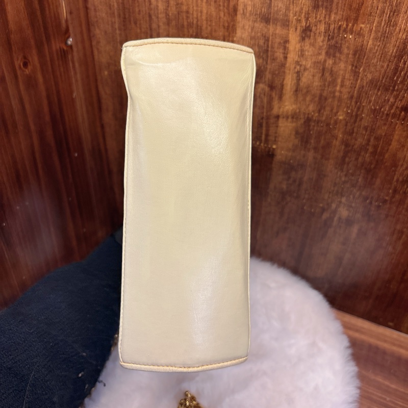 Salvatore Ferragamo 金色鏈條手提包-3