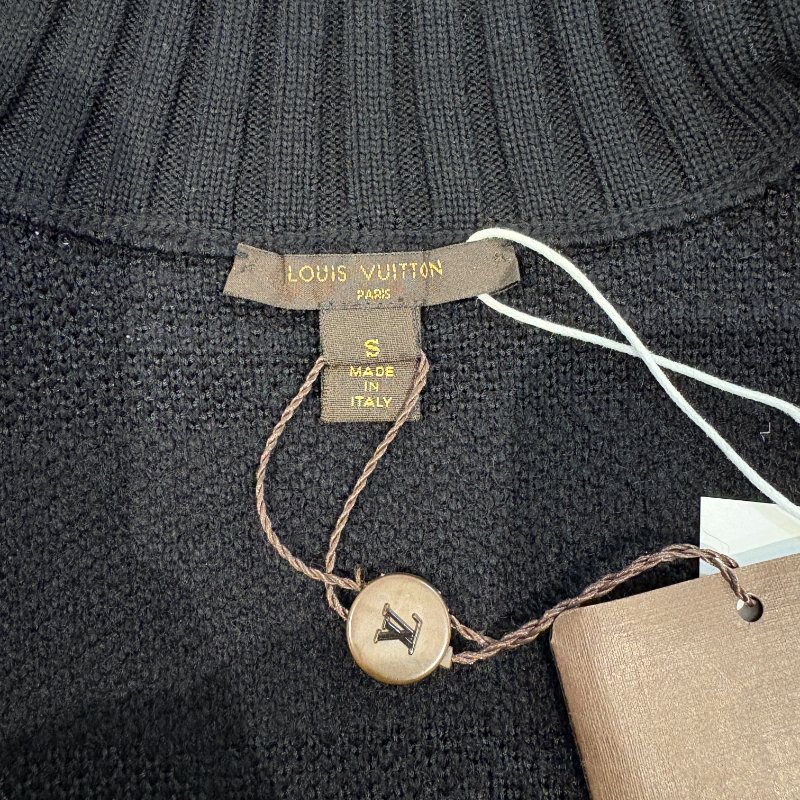 LV黑色外套-S碼-11