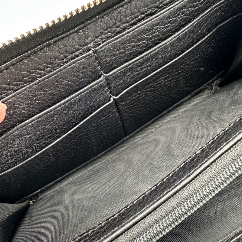 ♠️Gucci 經典 壓印 黑色 拉鍊長夾♠️-8