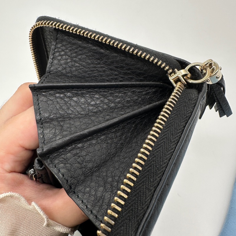 ♠️Gucci 經典 壓印 黑色 拉鍊長夾♠️-14