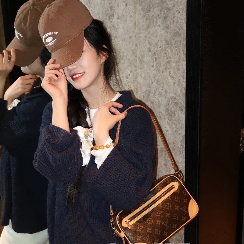 【97新 ✨ 全網最低價！】Louis Vuitton 開口笑-0