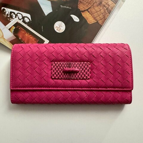 🎉近九成新 經典桃紅色編織牛皮釦式長夾