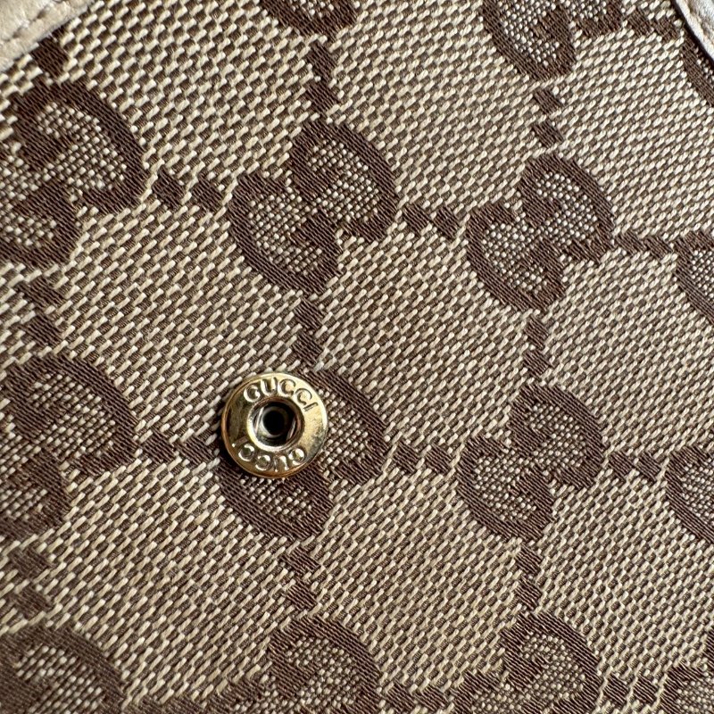 🎉絕版款 GUCCI 經典老花金色半月造型對開短夾-11