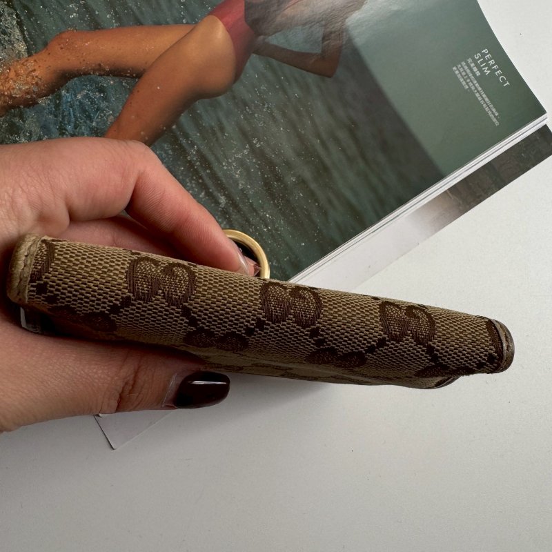 🎉絕版款 GUCCI 經典老花金色半月造型對開短夾-13