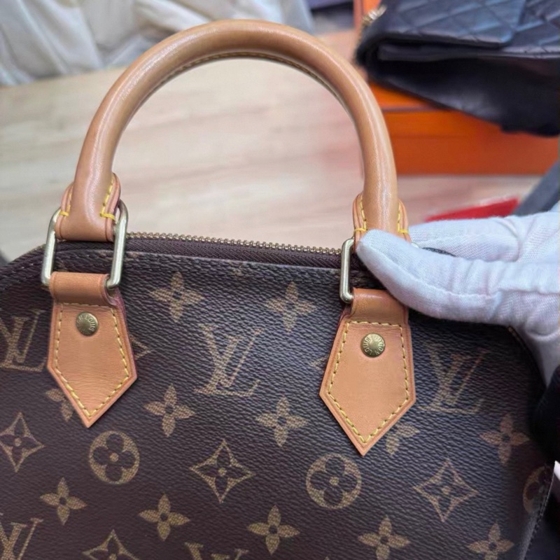 【97新 ✨ 全網最低價！】Louis Vuitton Alma BB 貝殼包 小號-8