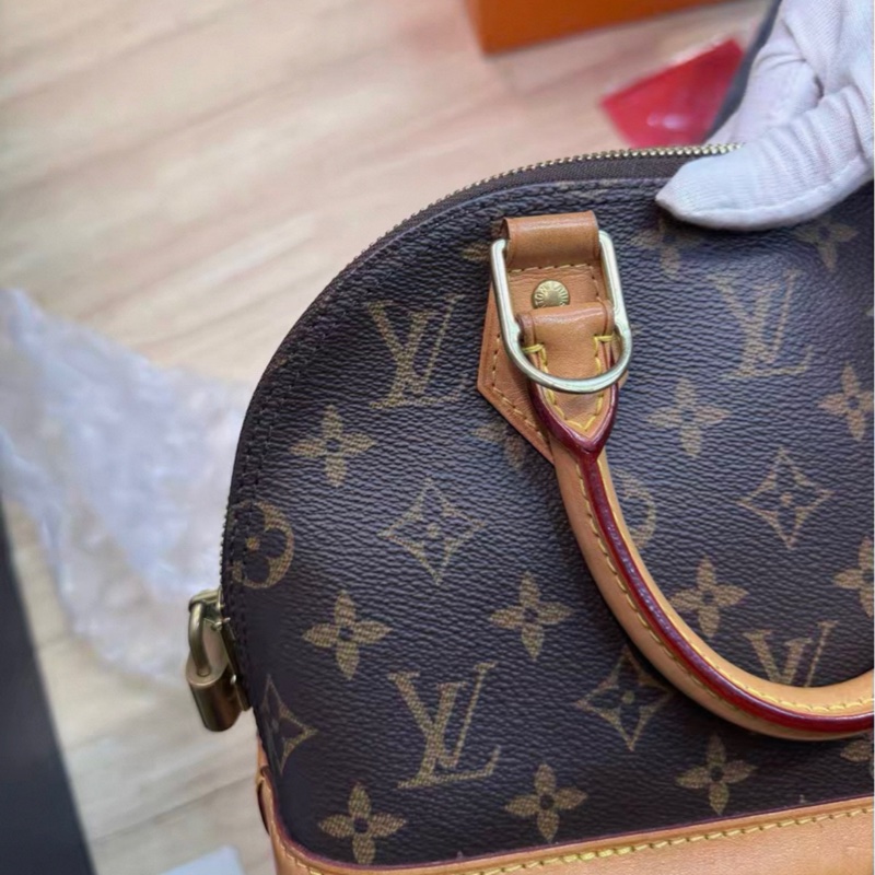 【97新 ✨ 全網最低價！】Louis Vuitton Alma BB 貝殼包 小號-13