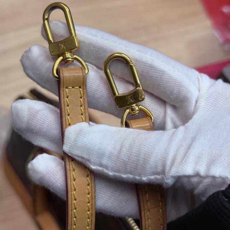 【97新 ✨ 全網最低價！】Louis Vuitton Alma BB 貝殼包 小號-15