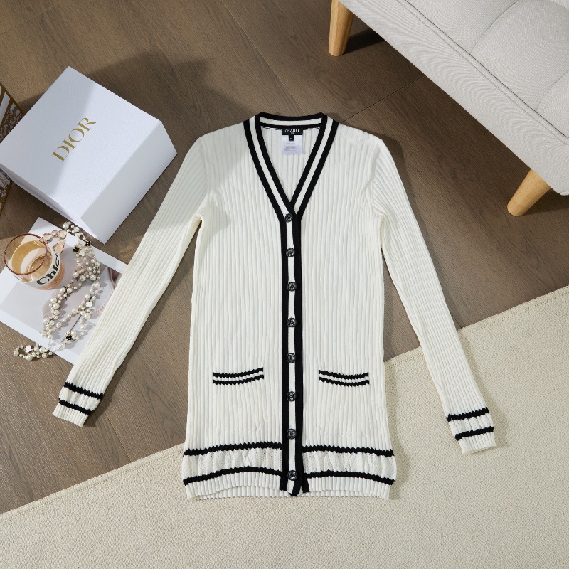 ❤️ CHANEL 優雅設計 經典版型 開衫外套 LOGO紐扣-4